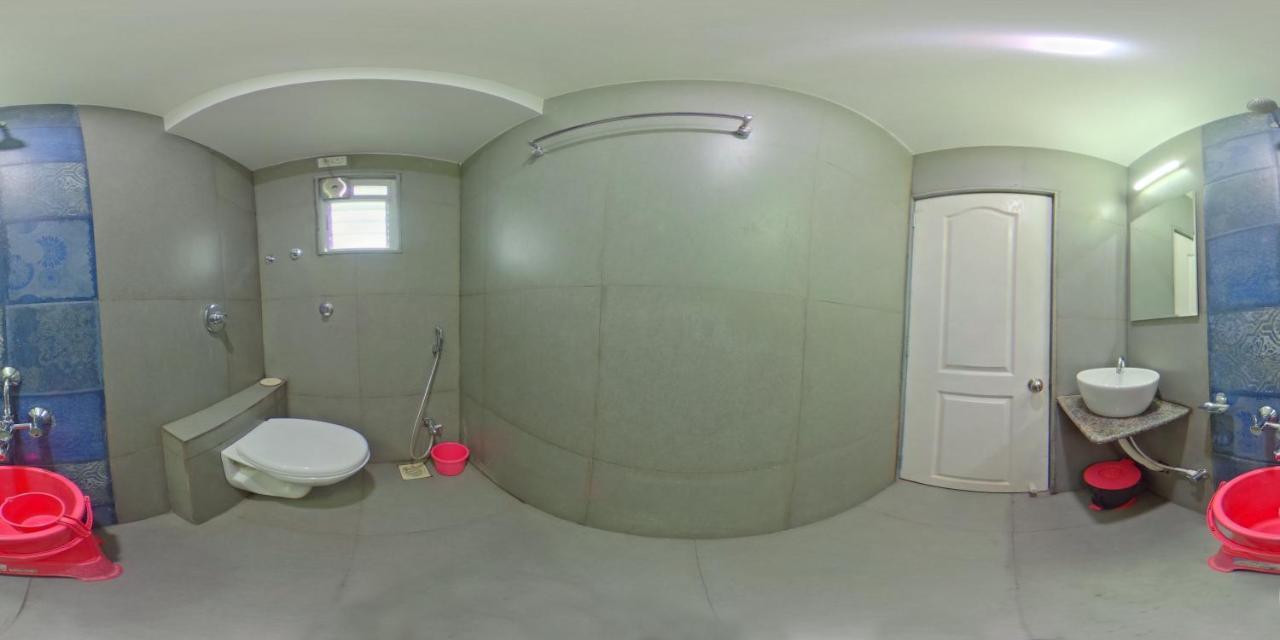 Hotel Ramkrishna Inn Kolhapur Buitenkant foto